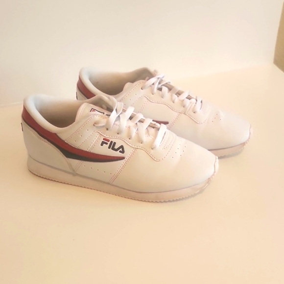 Fila - Picture 3 of 6